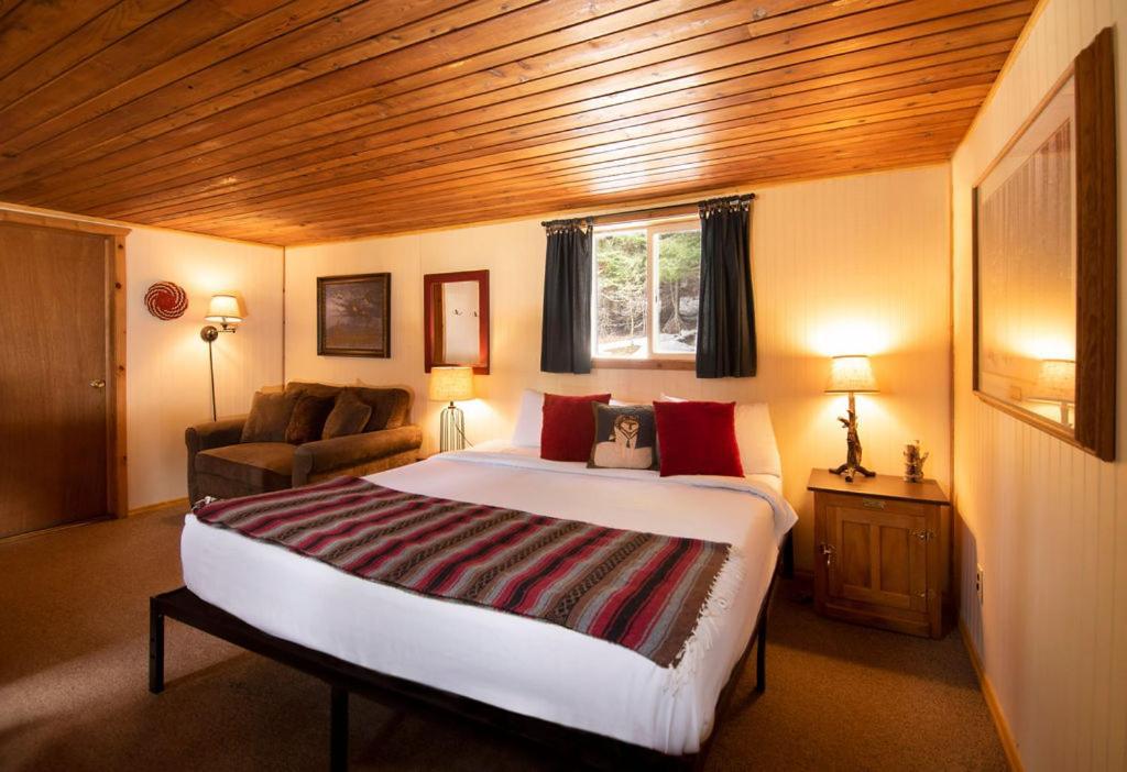 Lochsa Lodge Lolo Eksteriør bilde