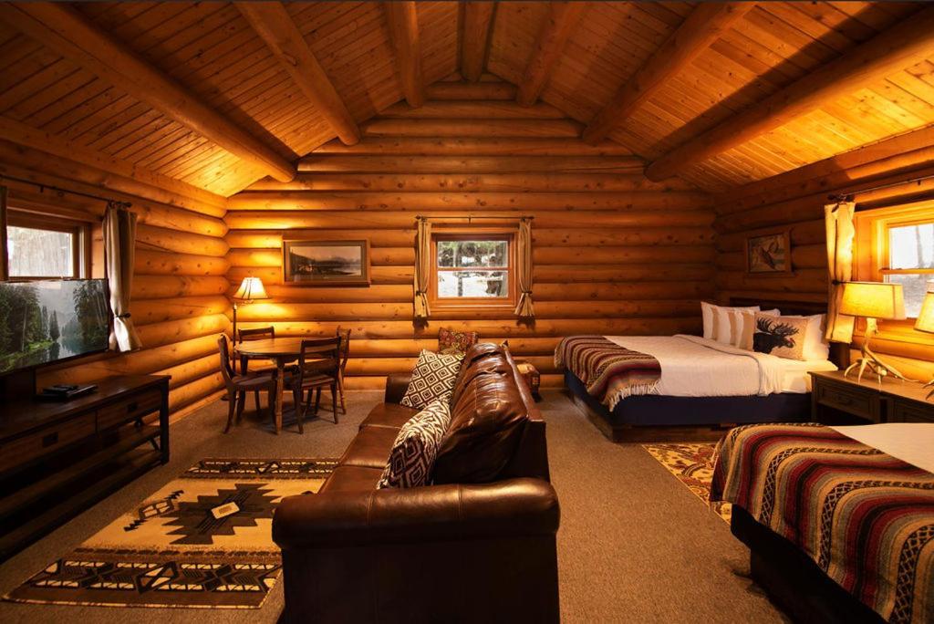 Lochsa Lodge Lolo Eksteriør bilde